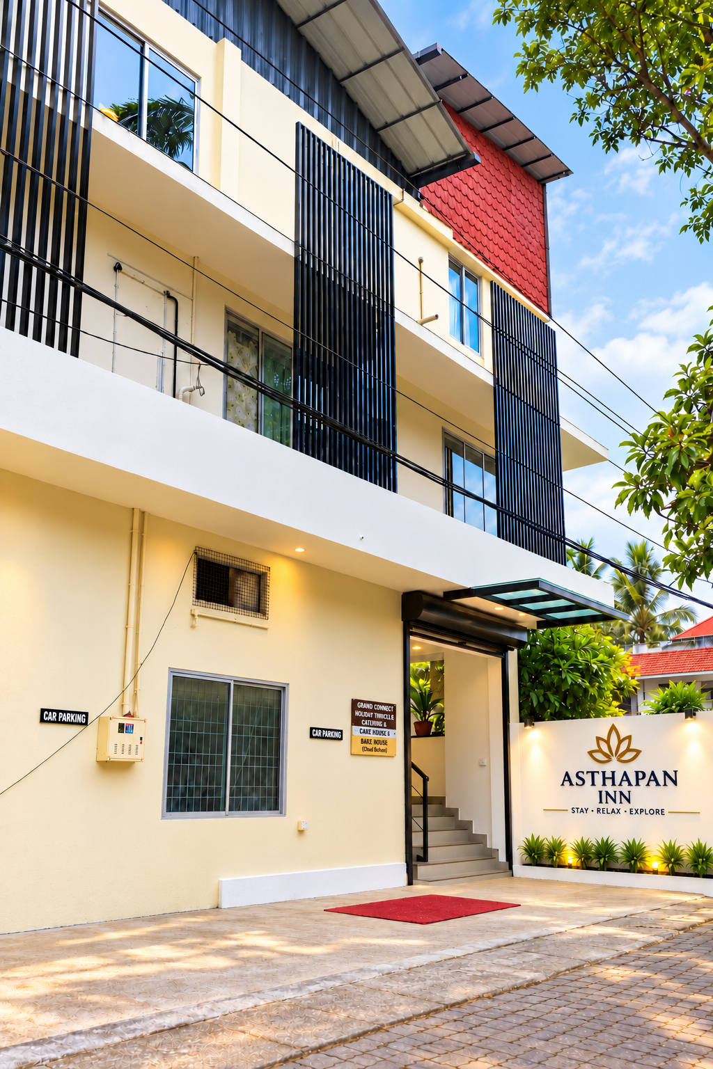 Exterior & Views