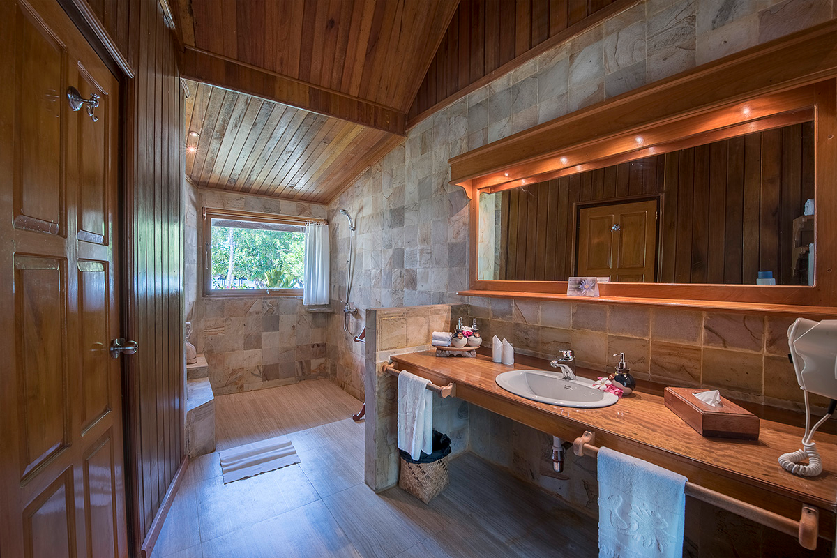 Bathroom 5, Gangga Island Resort & Spa, North Minahasa