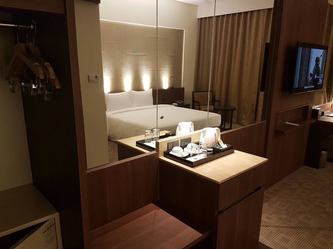Bedroom 5, Louis Tavern Transit Hotel Dayrooms Suvarnabhumi A, Bang Phli