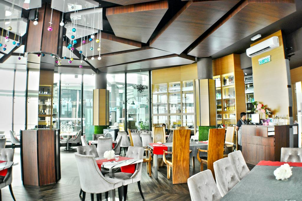 Food & Drinks 3, Regalia Suites Complete KL View @ Jalan Sultan Ismail, Kuala Lumpur