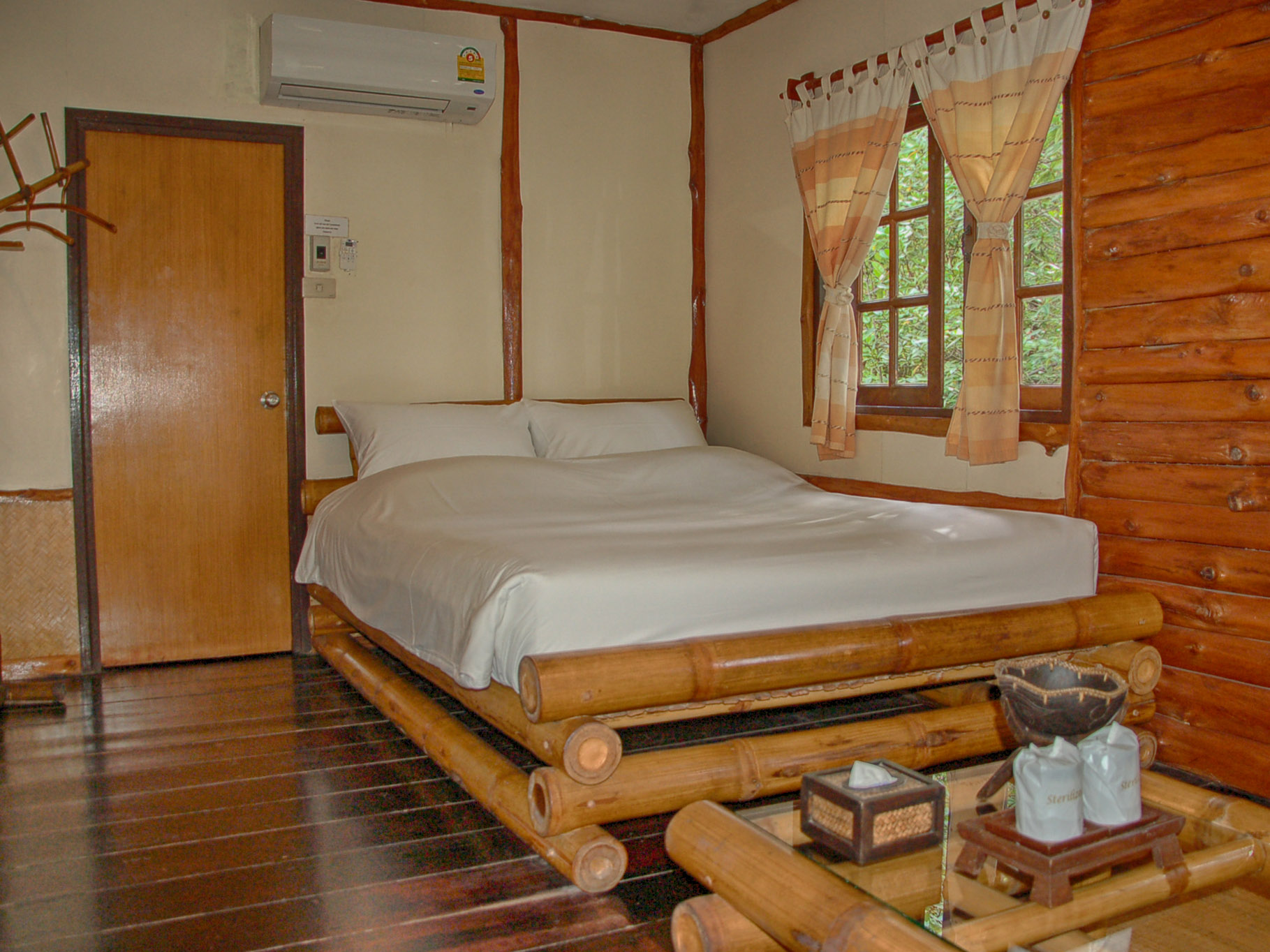 Bedroom, Baan Rim Nam, Koh Chang