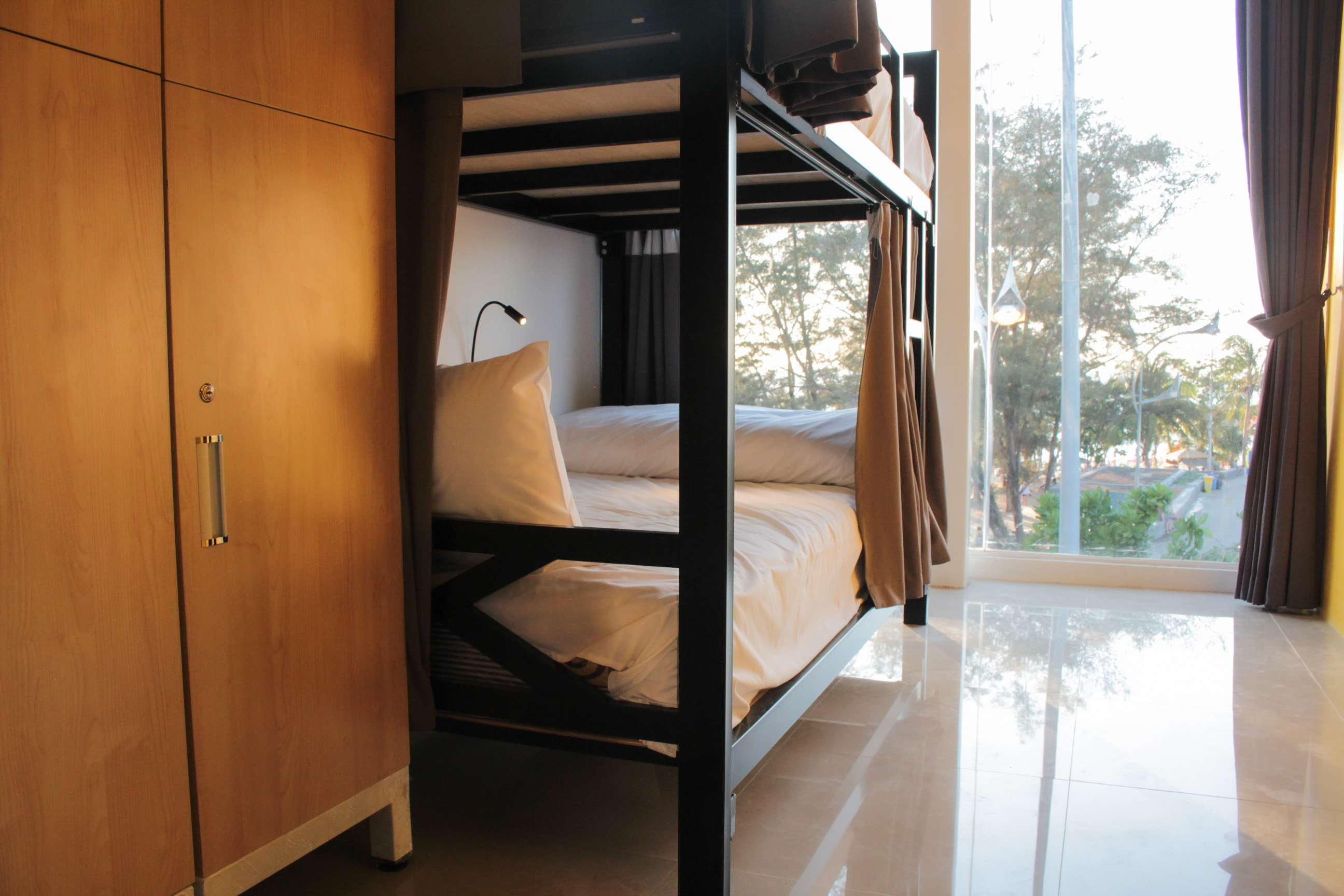 Fishtail Hostel Phuket, Phuket Island