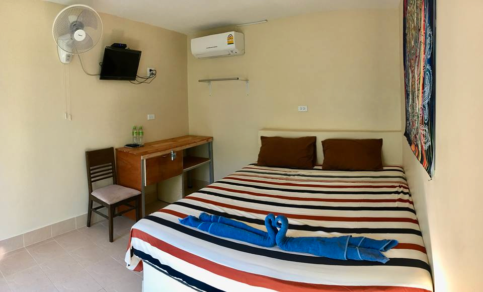 Bedroom 2, Carpe Diem Guest House, Koh Chang
