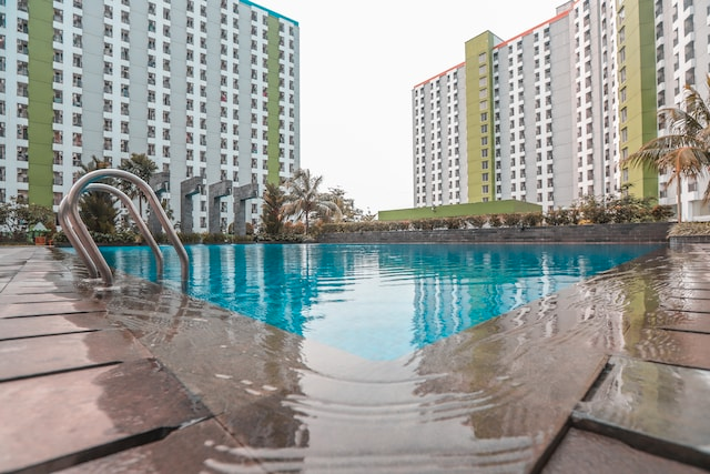 Green Lake View Luxury Apartment by Indah, South Tangerang