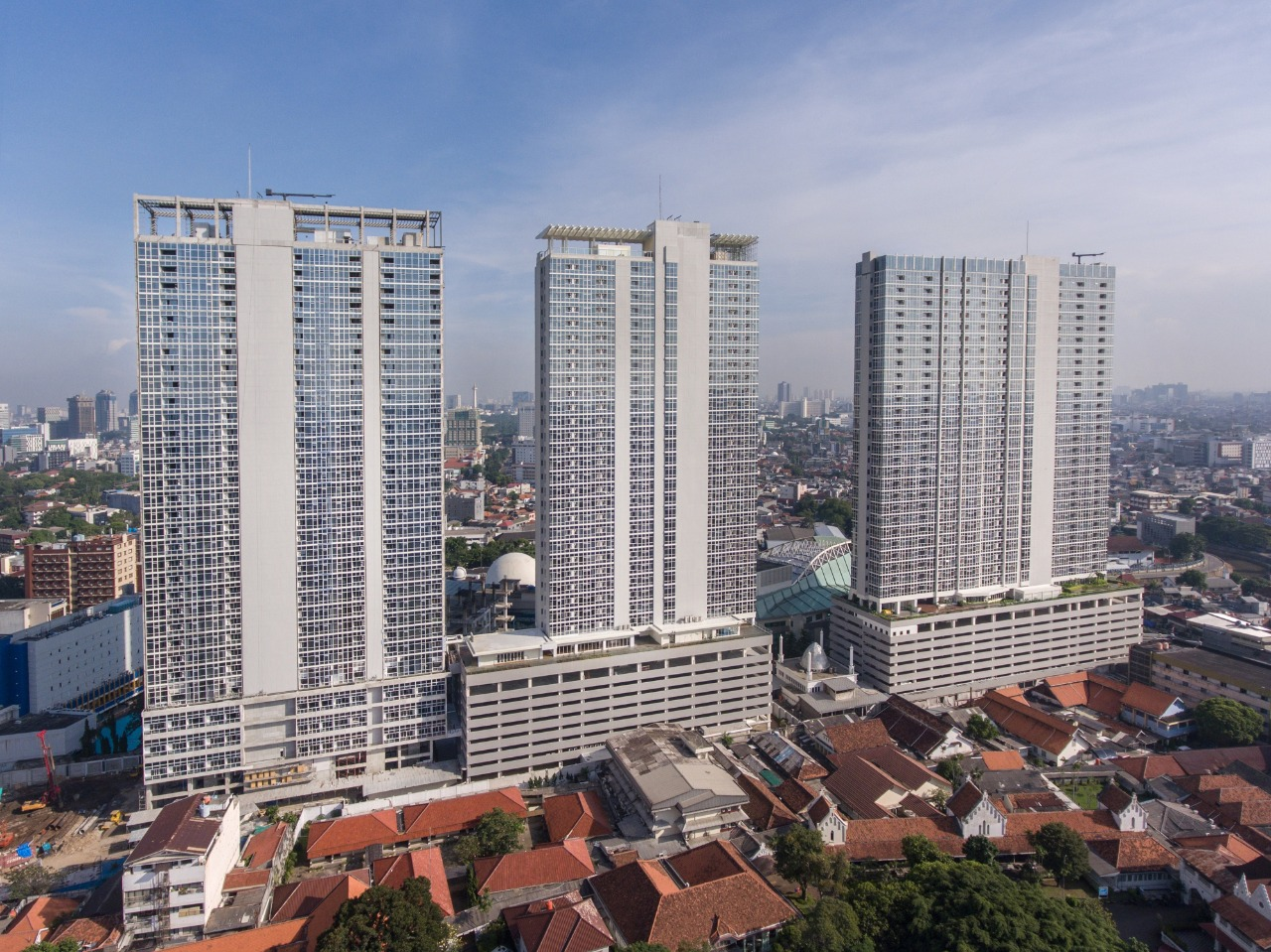 Exterior & Views 1, Tranquil Studio Apt at Menteng Park By Travelio, Central Jakarta