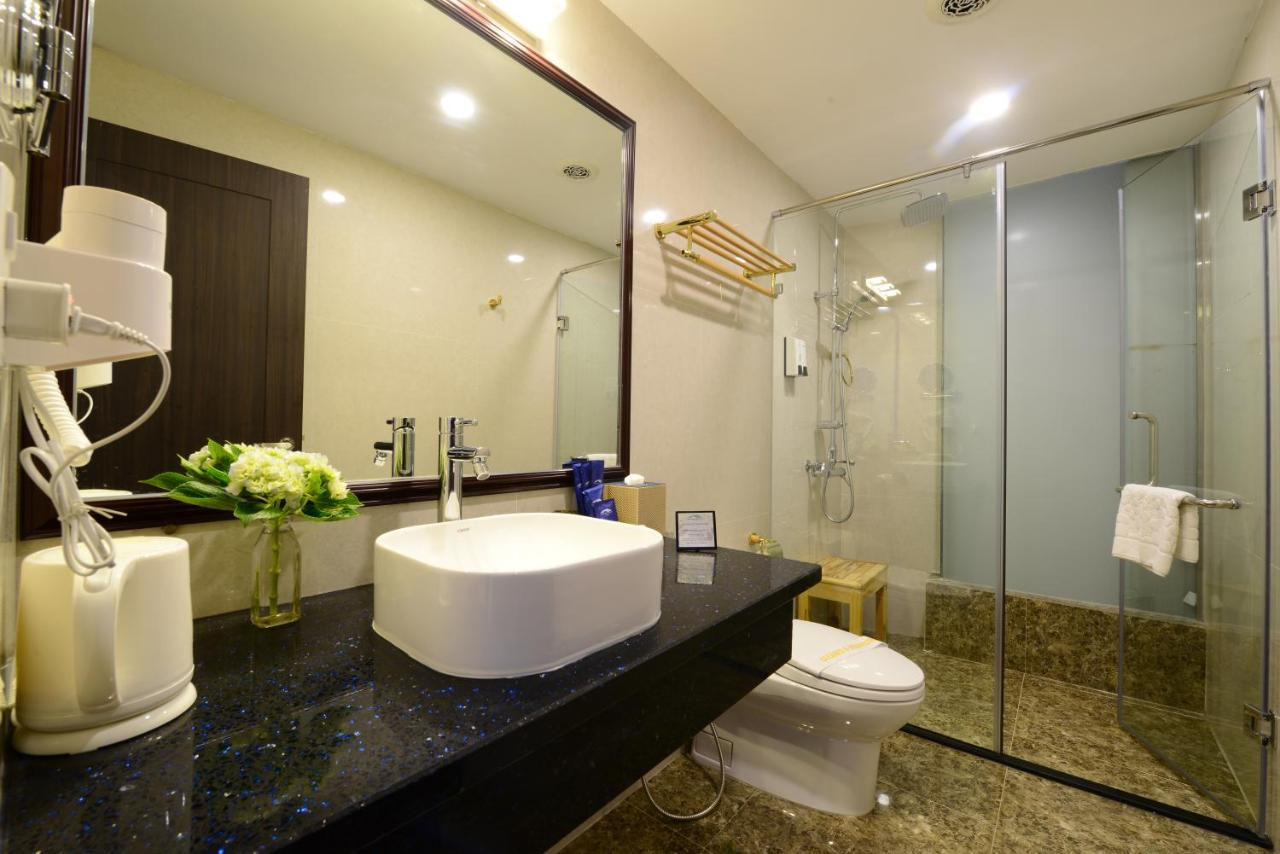 Bathroom 3, Hanoi Emerald Waters Hotel Spa, Hoàn Kiếm