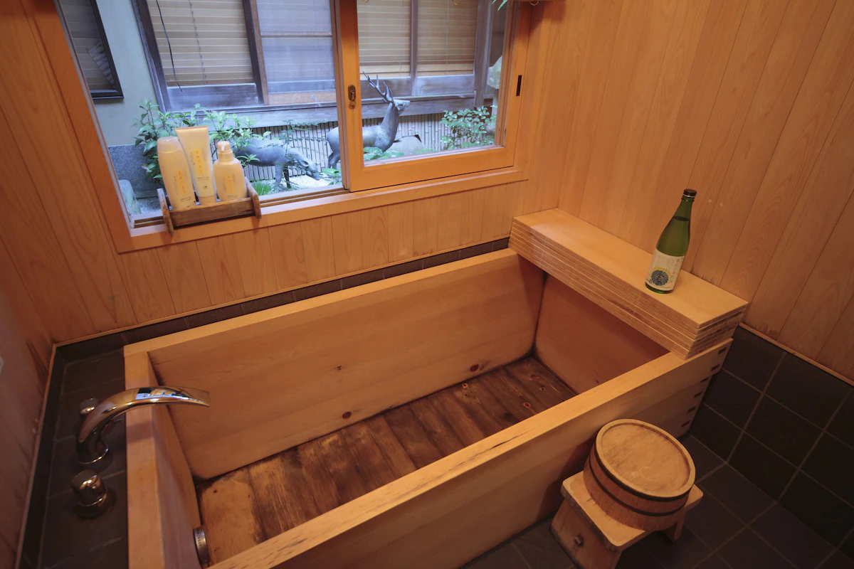 Bathroom 3, Gion Kinpyo, Kyoto