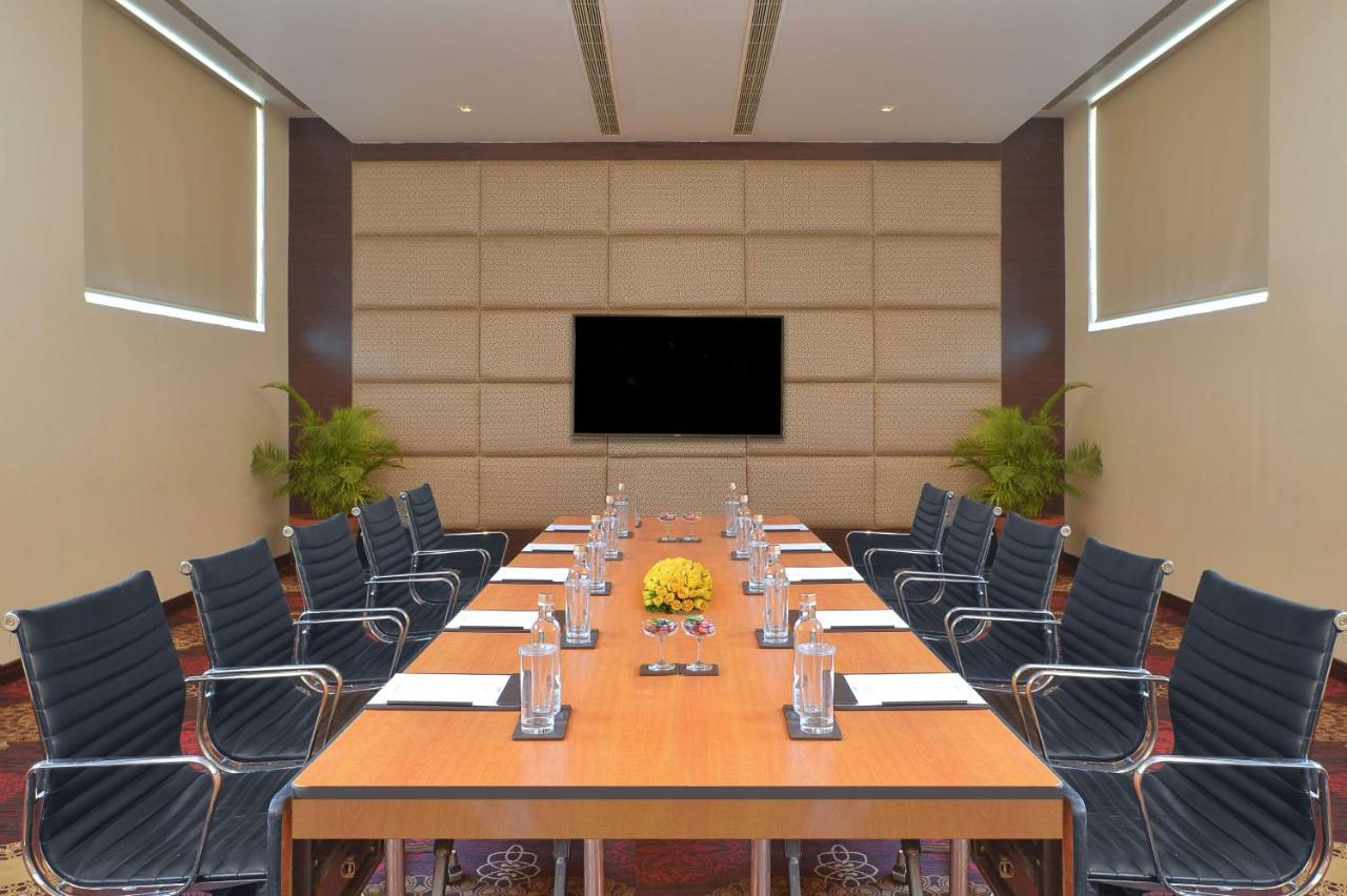 Business Facilities 5, Radisson Hotel Agra, Agra