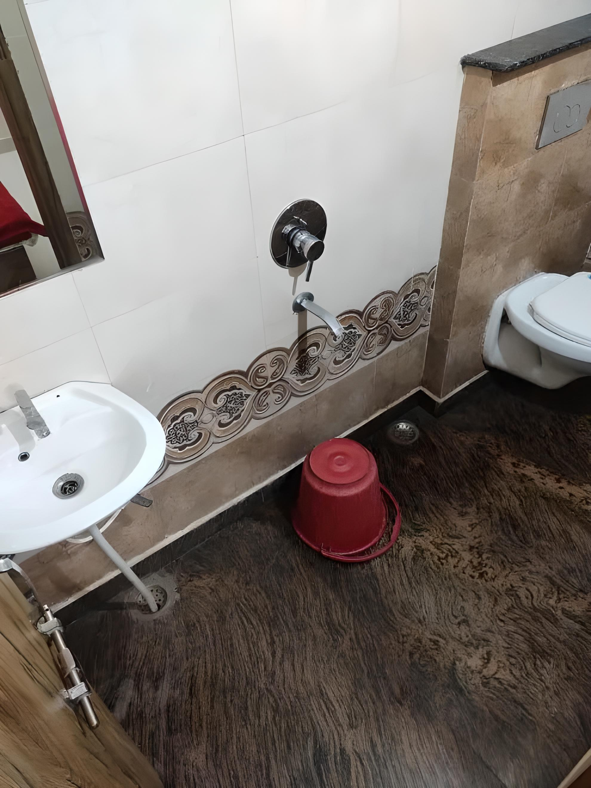 Bathroom 3, HOTEL PEARLINN, Kota