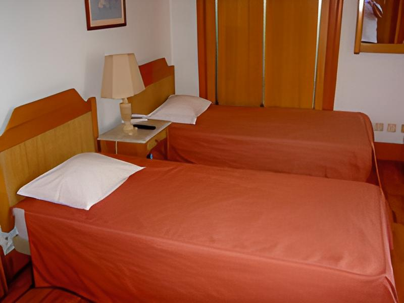 Bedroom 5, Residencial Roxi, Lisbon