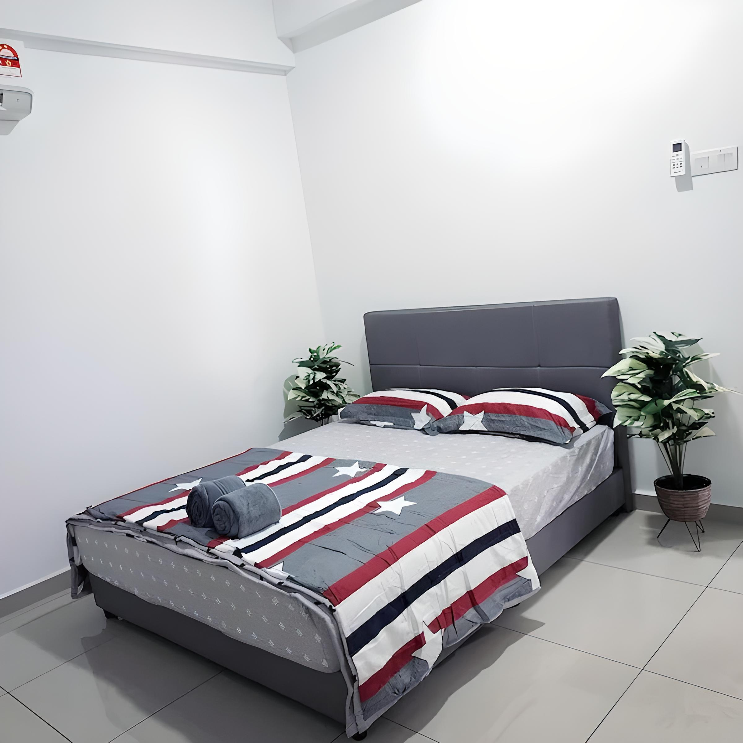 Bedroom 3, Infinity 3 @ Swimming Pool @ 13 Pax + Free Wifi, Manjung