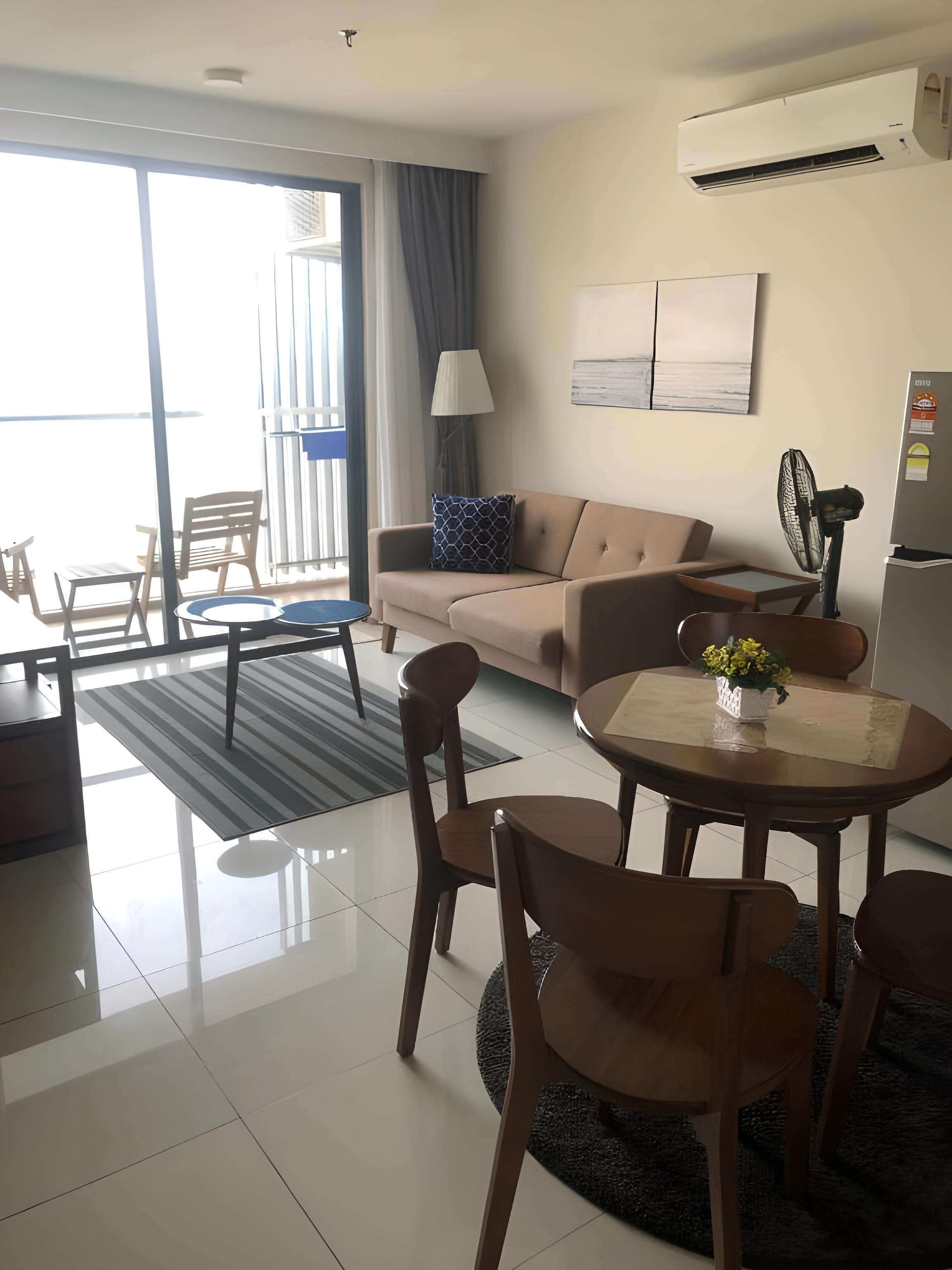 Others 4, Seaview Timurbay Suite - wifi & netflix ready, Kuantan