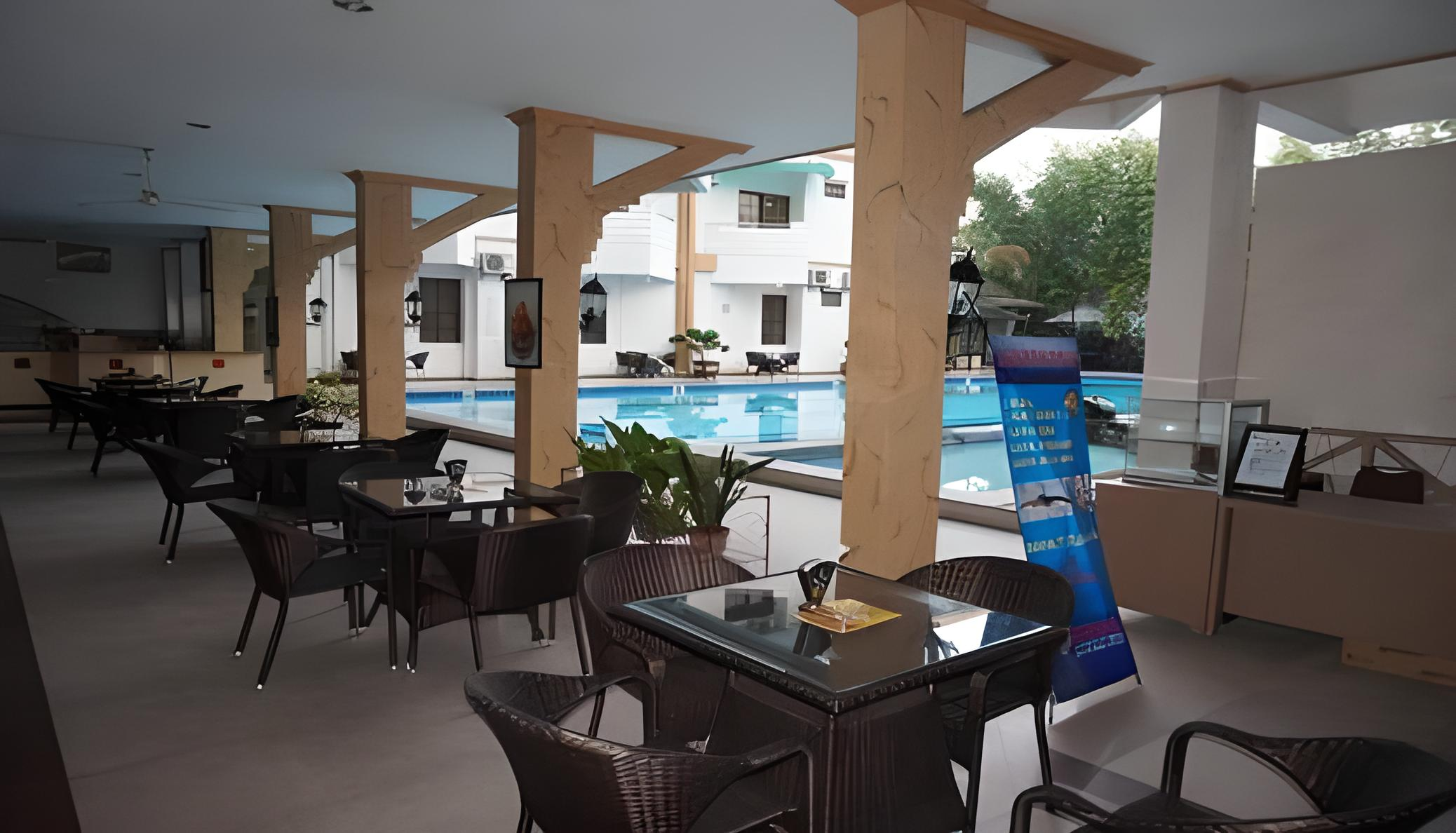 Food & Drinks, Hotel Matahari, Semarang