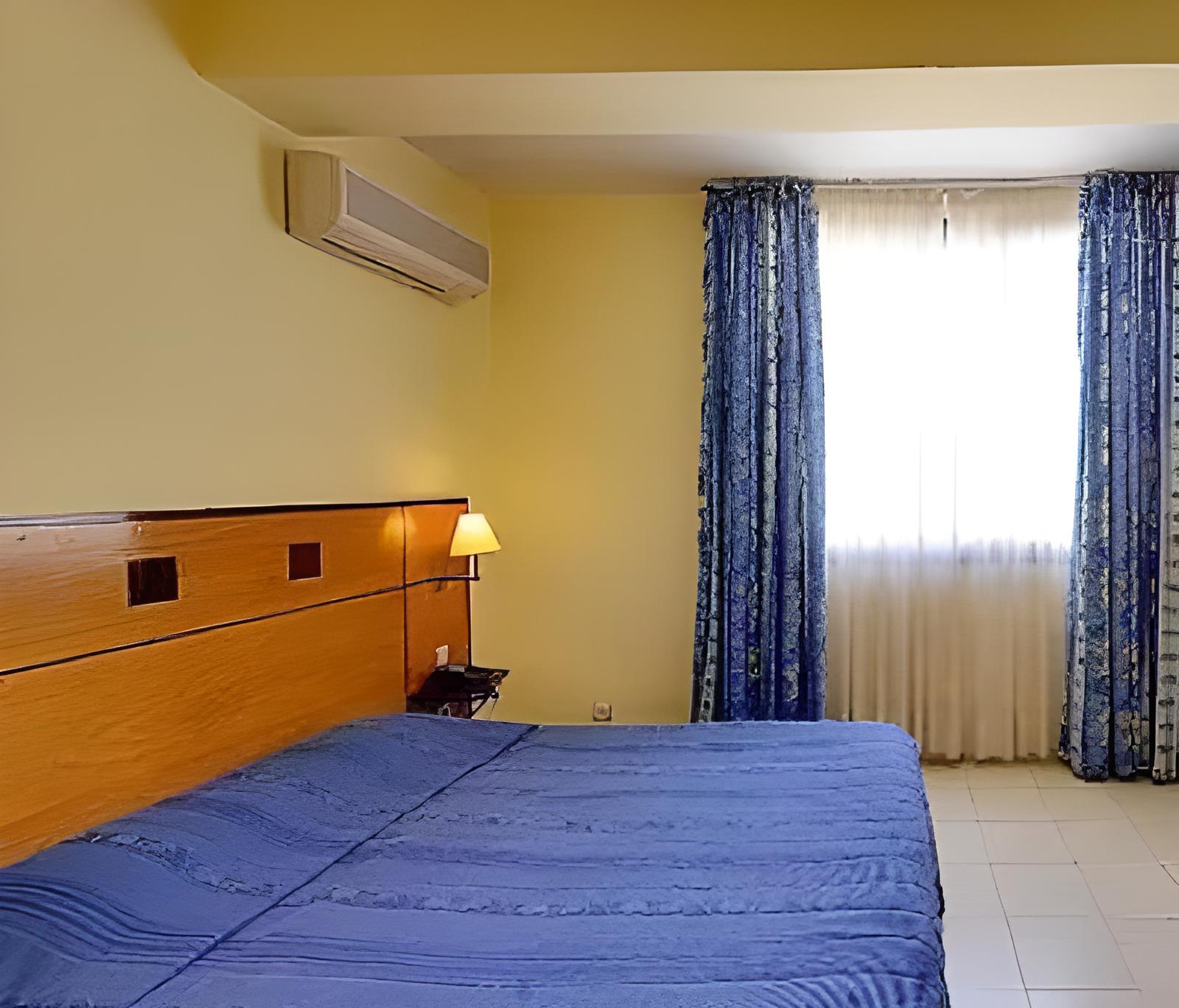 Bedroom 2, Hotel Farid, Dakar