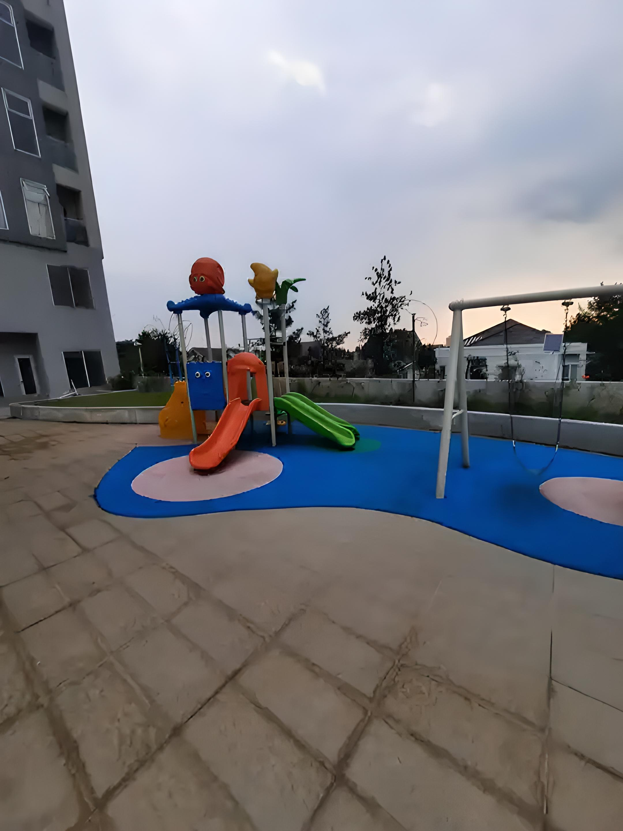 Sport & Beauty, Amazana Serpong Residences by Kakarama Room, South Tangerang